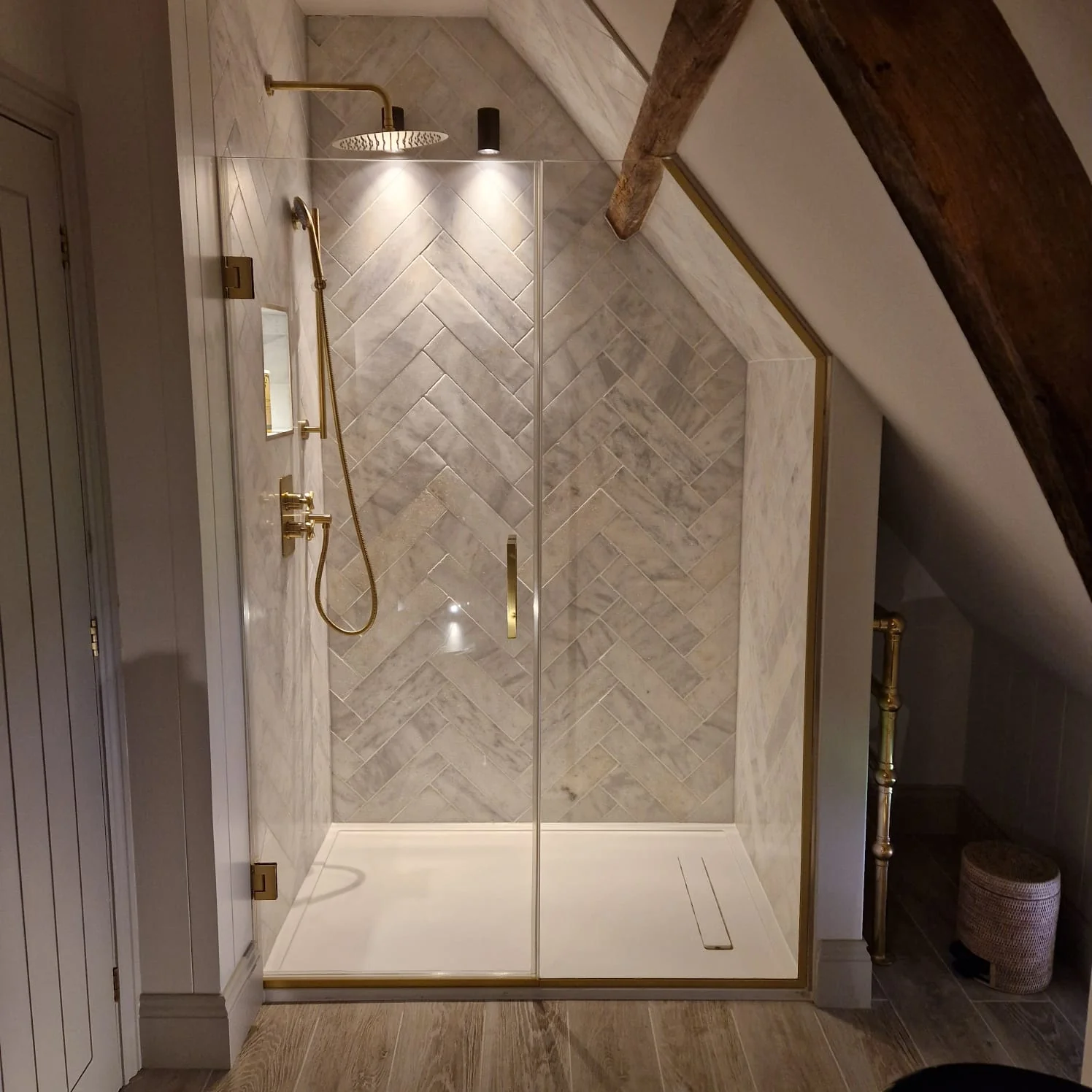 Shower Glass Hardware: Installation Guide